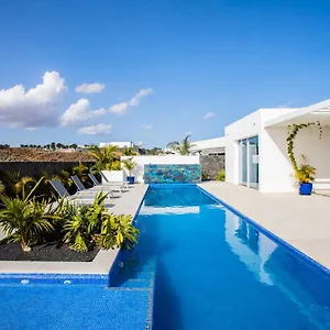 Golf Palms Villa Costa Teguise